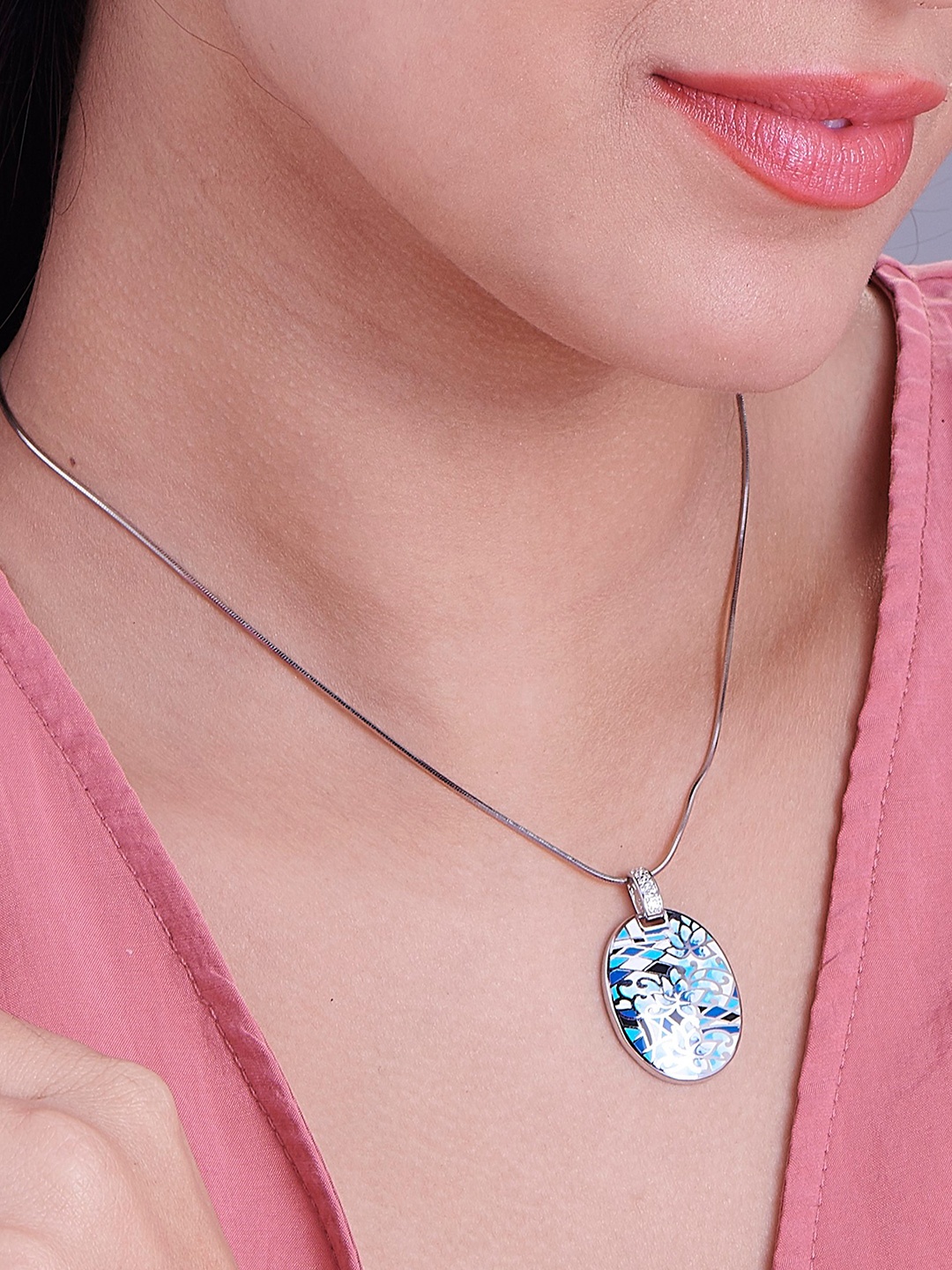 

Nipura 925 Sterling Silver Circular Shaped Pendants