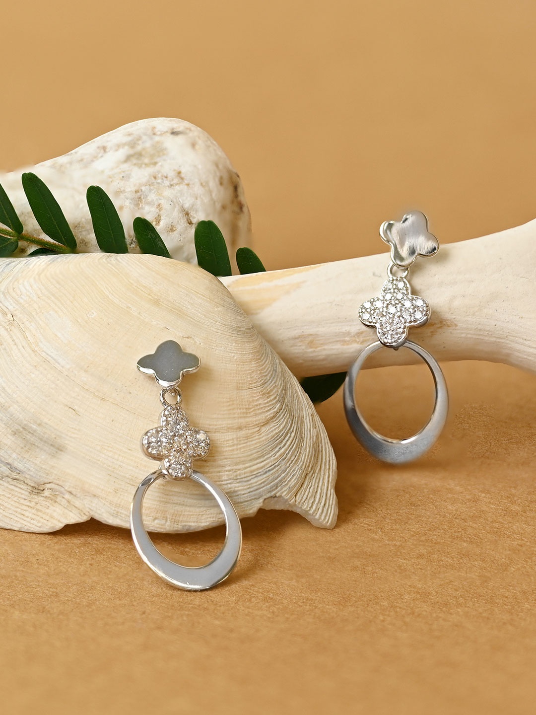 

TOUCH925 Silver Contemporary Regal Statement Stone Studded Drop Earrings