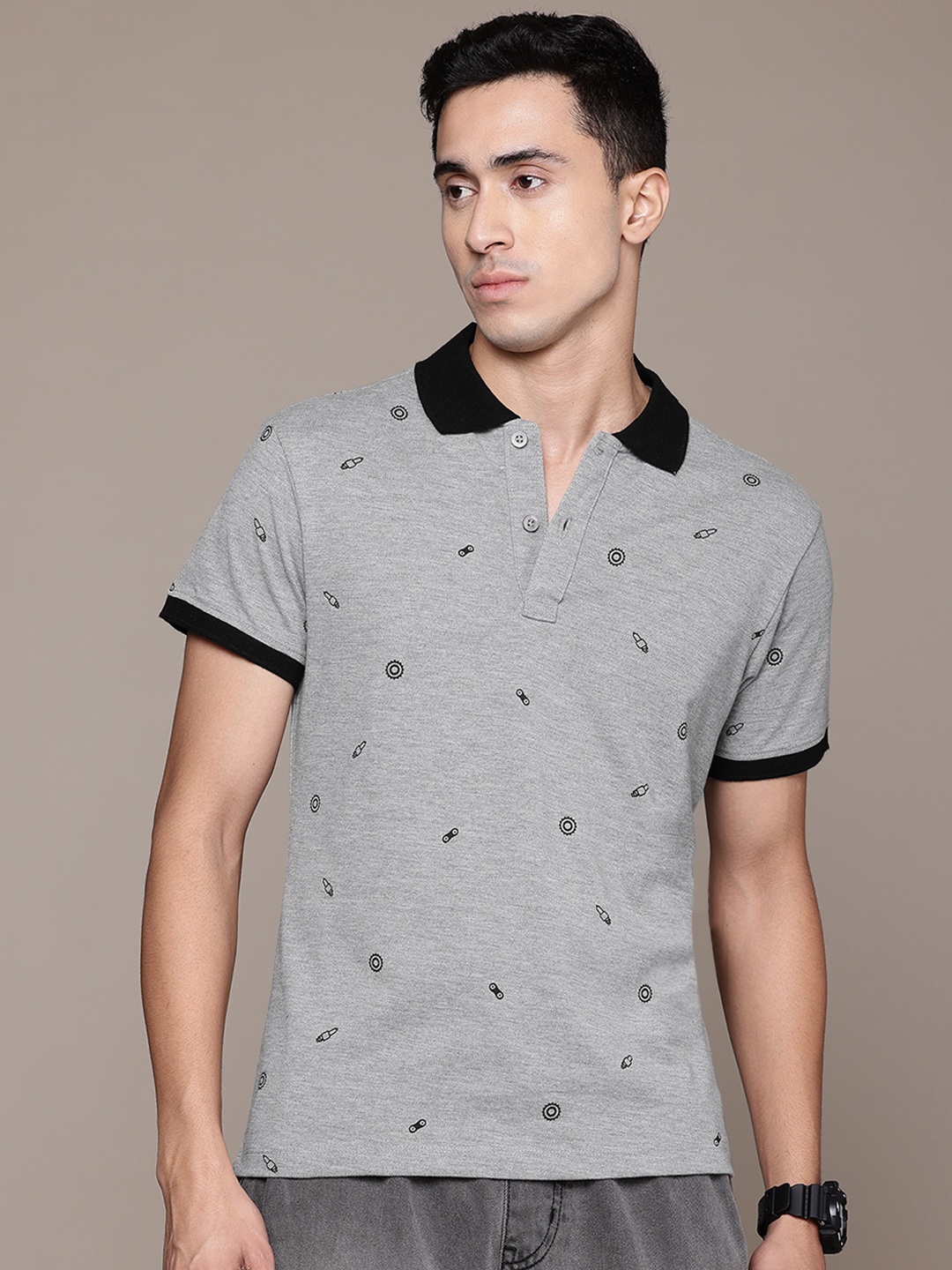 

Roadster Men Printed Polo Collar Pure Cotton T-shirt, Grey