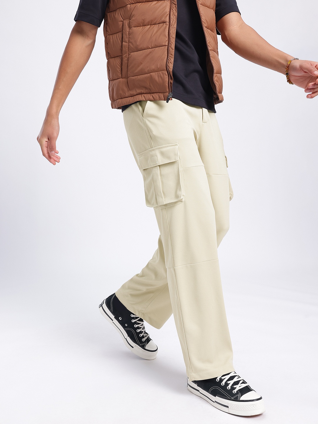 

glitchez Men Pocket Power Trousers, Off white