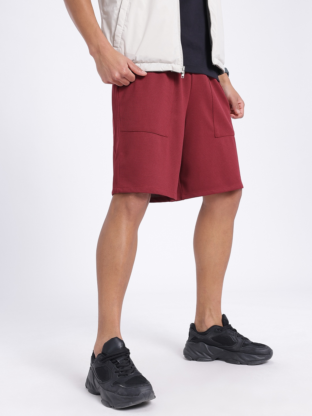 

glitchez Men Timeless Textures Shorts, Maroon