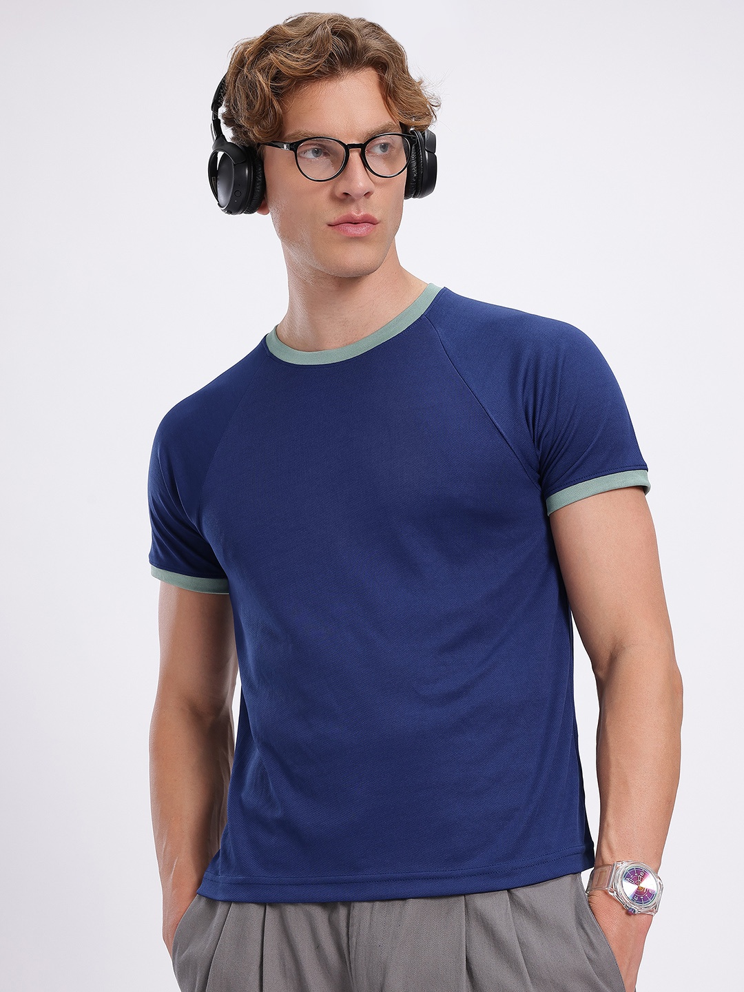 

glitchez Contrast Edge Raglan Sleeve Tee, Navy blue