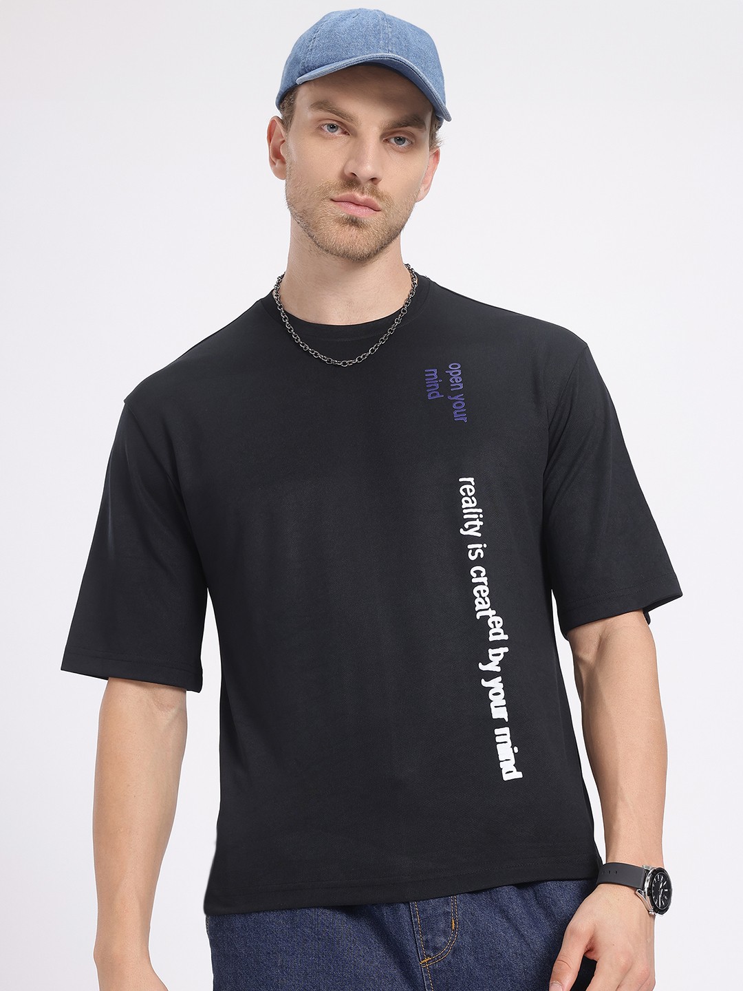 

glitchez Placement Typo Drop-Shoulder Sleeves T-shirt, Black