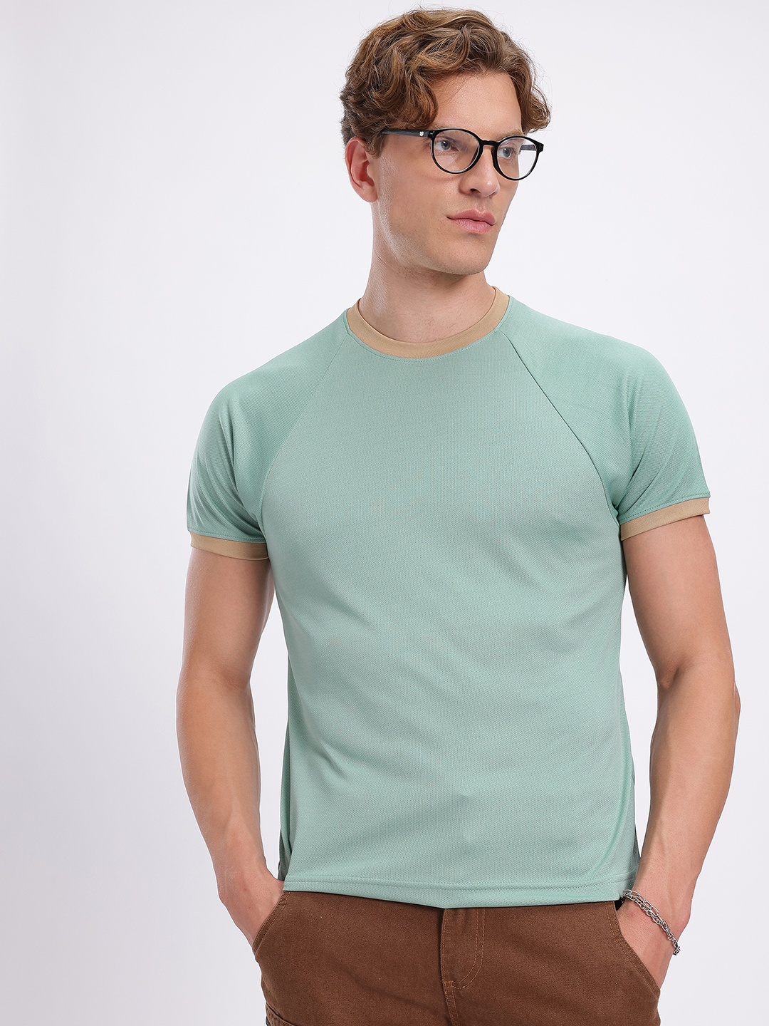 

glitchez Snug Fit Raglan Sleeve T-shirt, Green