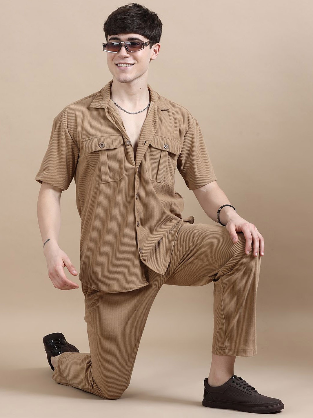 

Bushirt Striped Shirt Collar Night suits, Camel brown