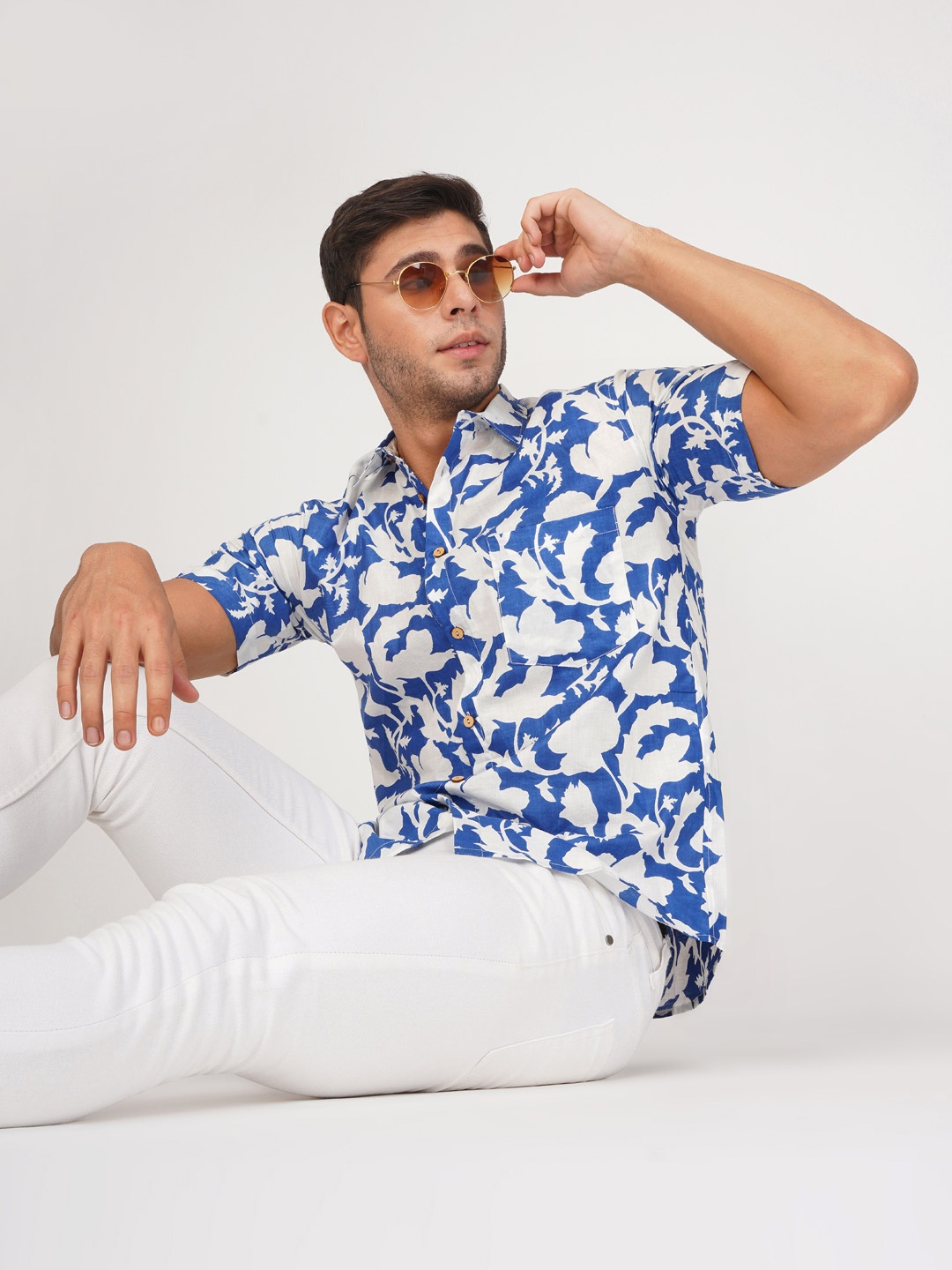 

MASU LIVING Men Floral Opaque Printed Party Shirt, Blue