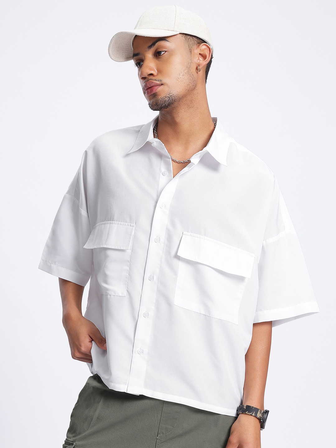 

glitchez Utility Core Pocket Detail Drop-Shoulder Sleeves Boxy Shirt, White