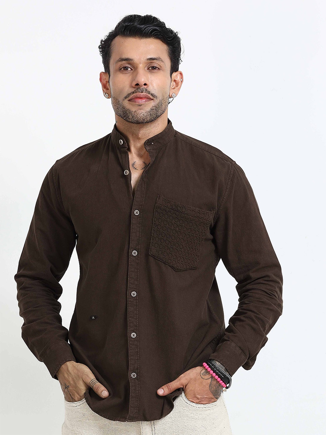 

Italian Colony Men Standard Fit Pure Cotton Solid Casual Shirt, Coffee brown