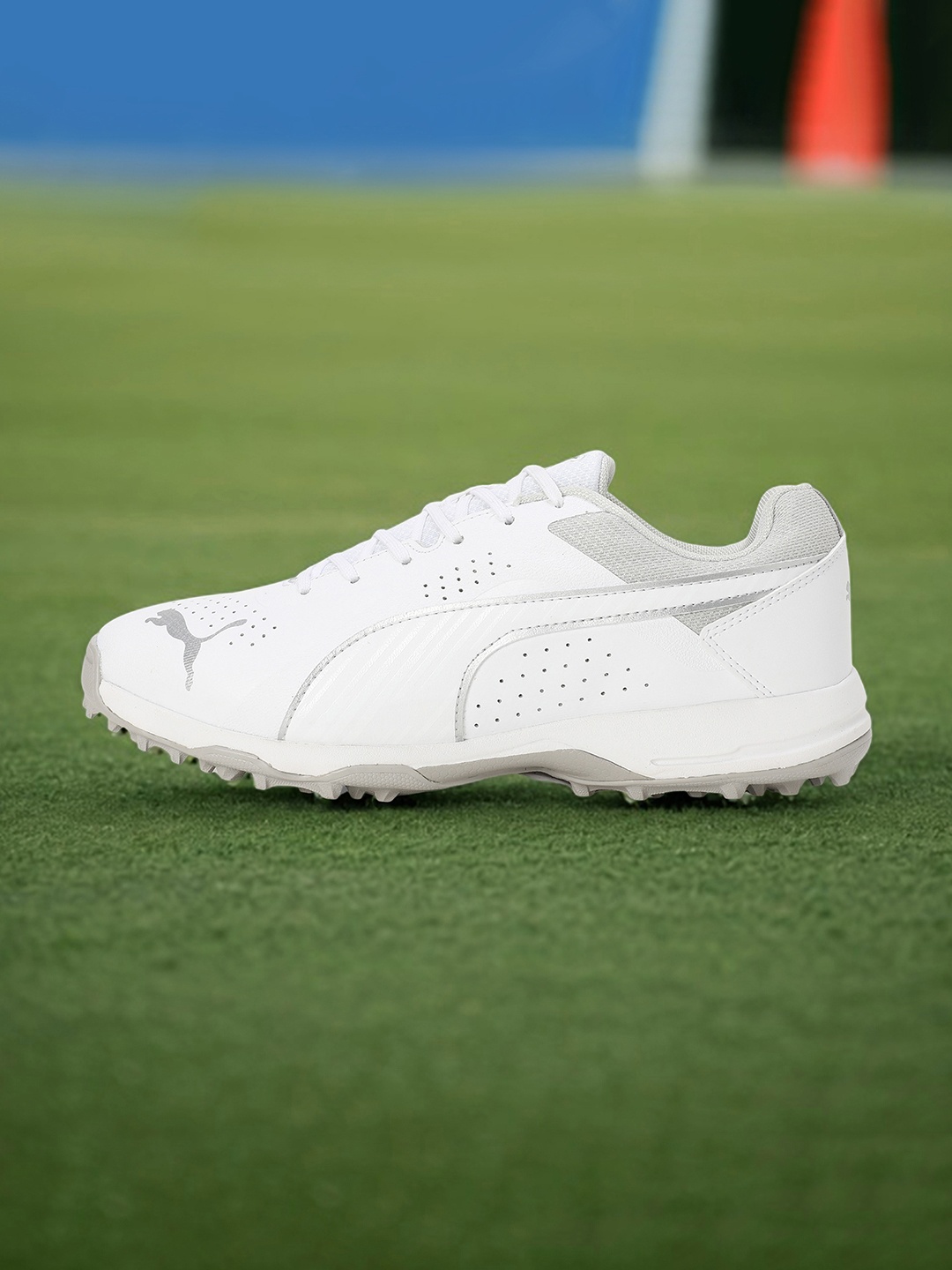 

Puma Cricket All-Rounder Unisex Lace-Ups Shoes, White