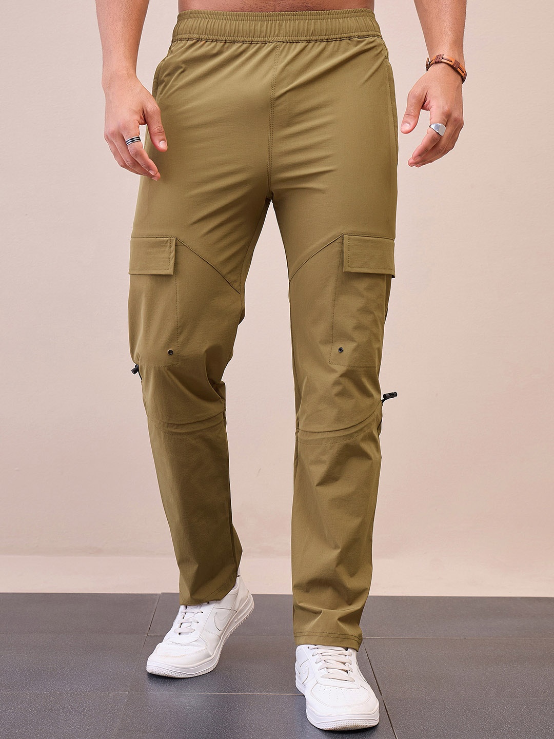 

MASCLN SASSAFRAS Men Mid-Rise Slim-Fit Track Pants, Brown