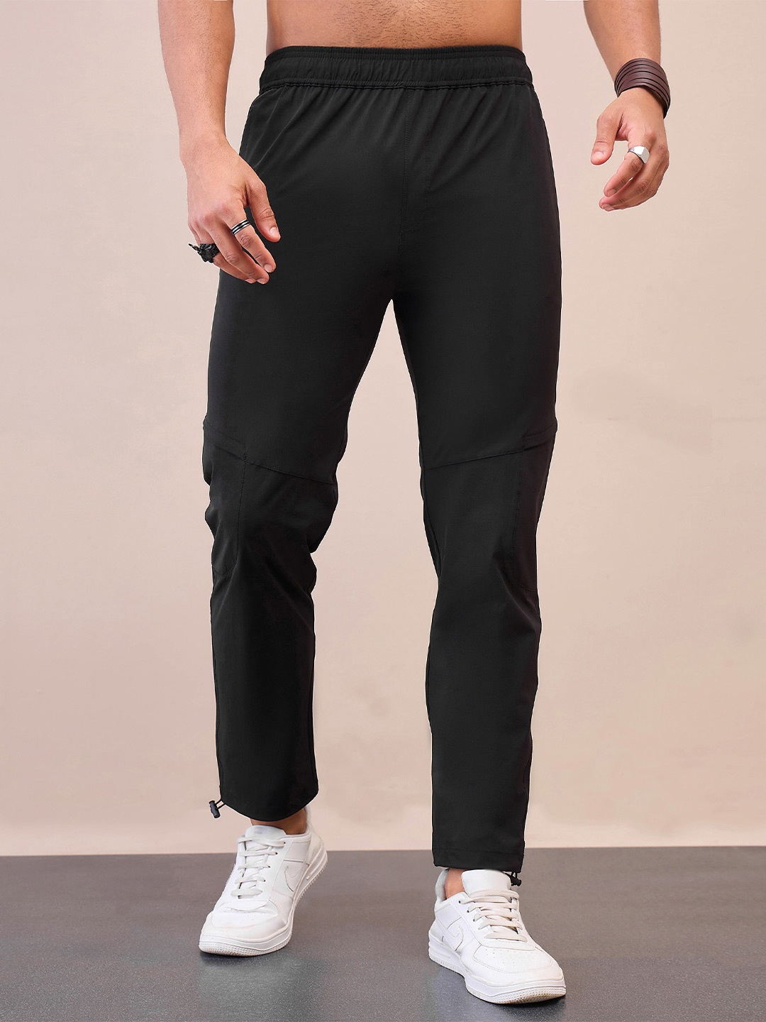 

MASCLN SASSAFRAS Mid Rise Zipper Track Pants, Black