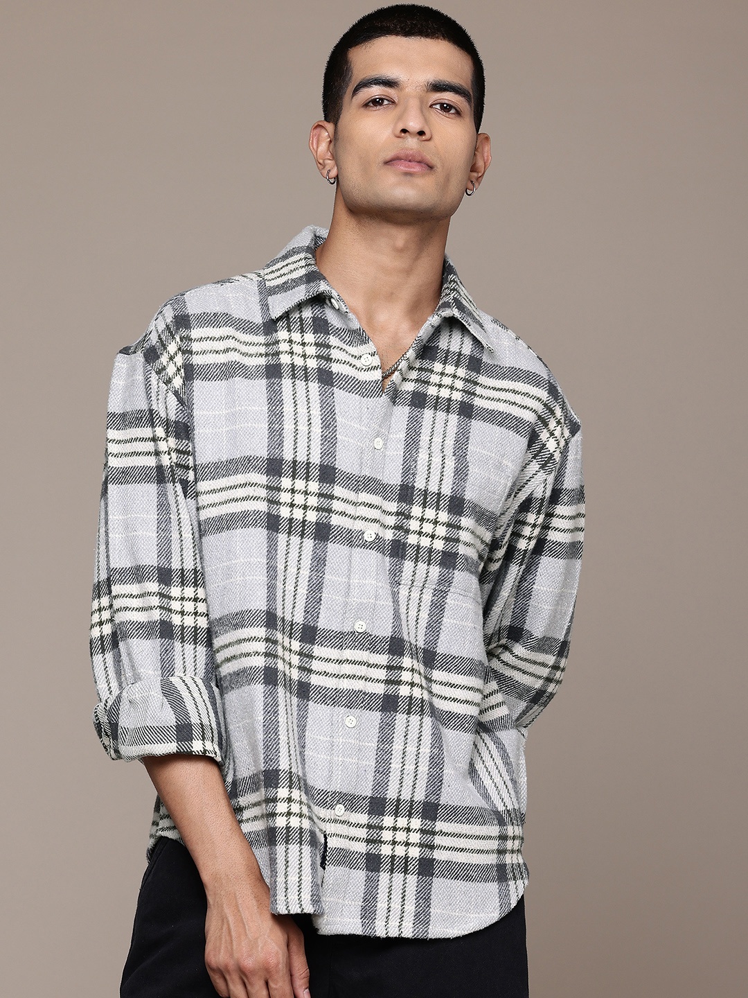 

The Roadster Lifestyle Co. Relaxed Checked Pure Cotton Flannel Casual Shirt, Grey