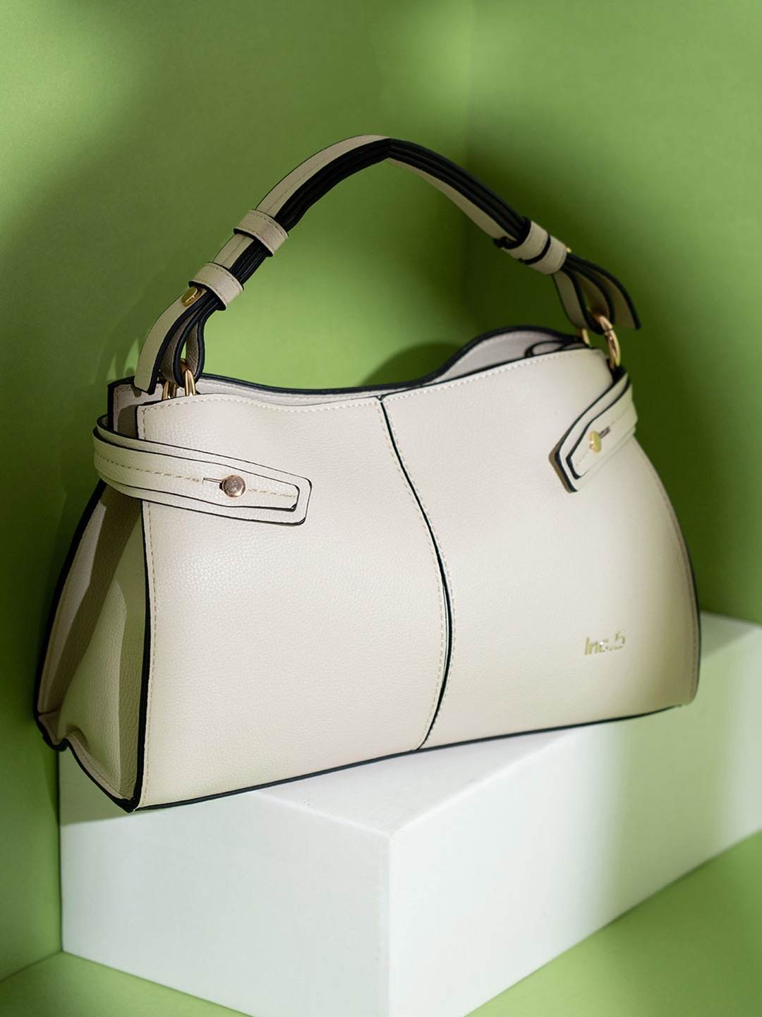 

Inc 5 Structured Handheld Bag with Tasselled, Beige