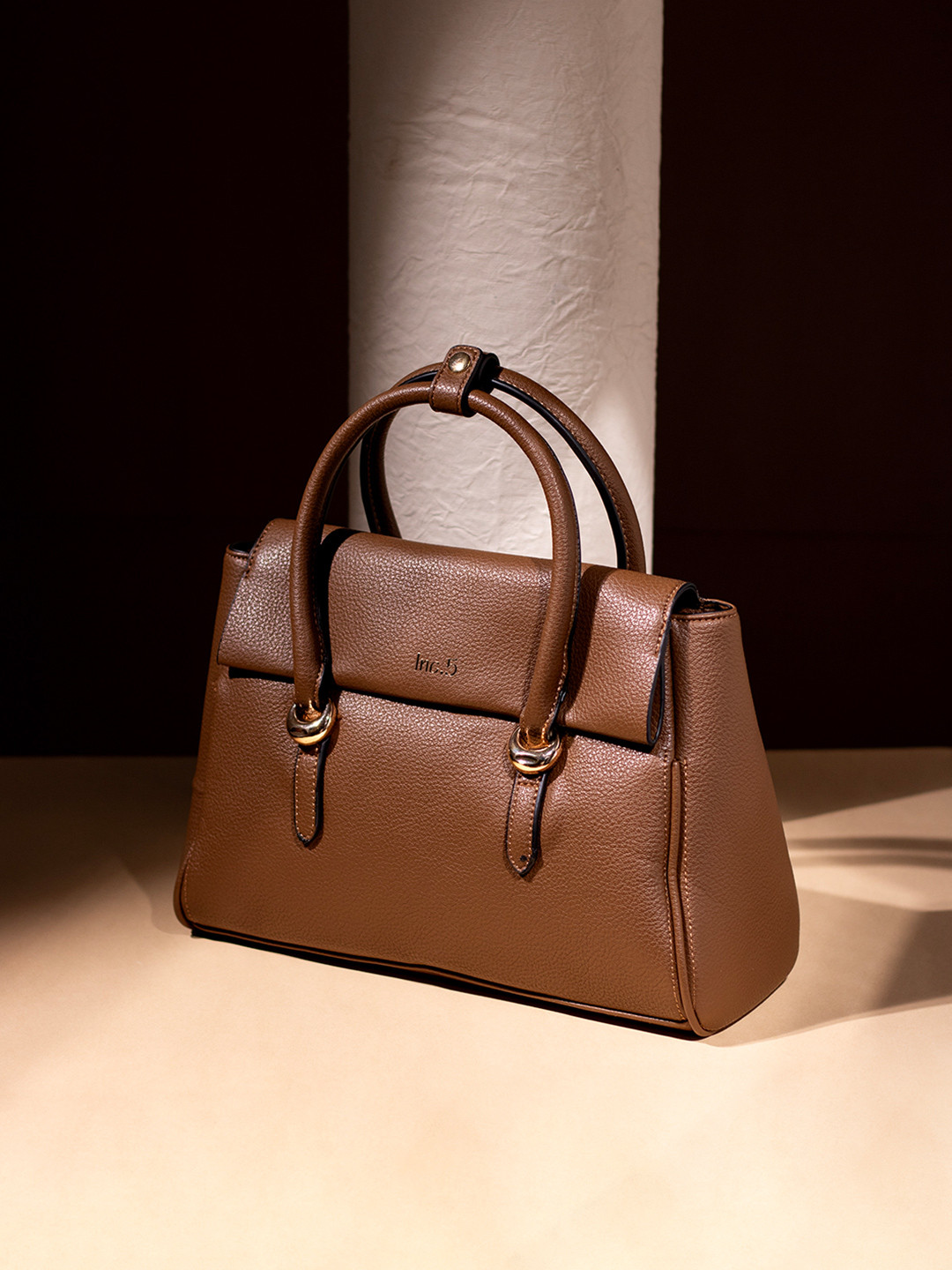 

Inc 5 Handheld Bag, Brown