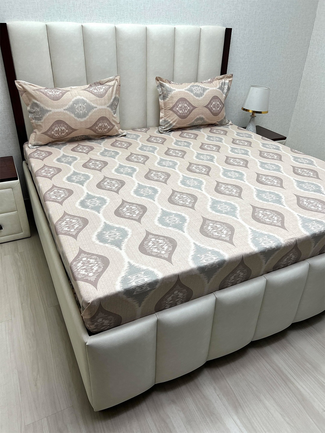 

Pure Decor Brown & Grey Ethnic Motifs 300 TC Queen Bedsheet with 2 Pillow Covers