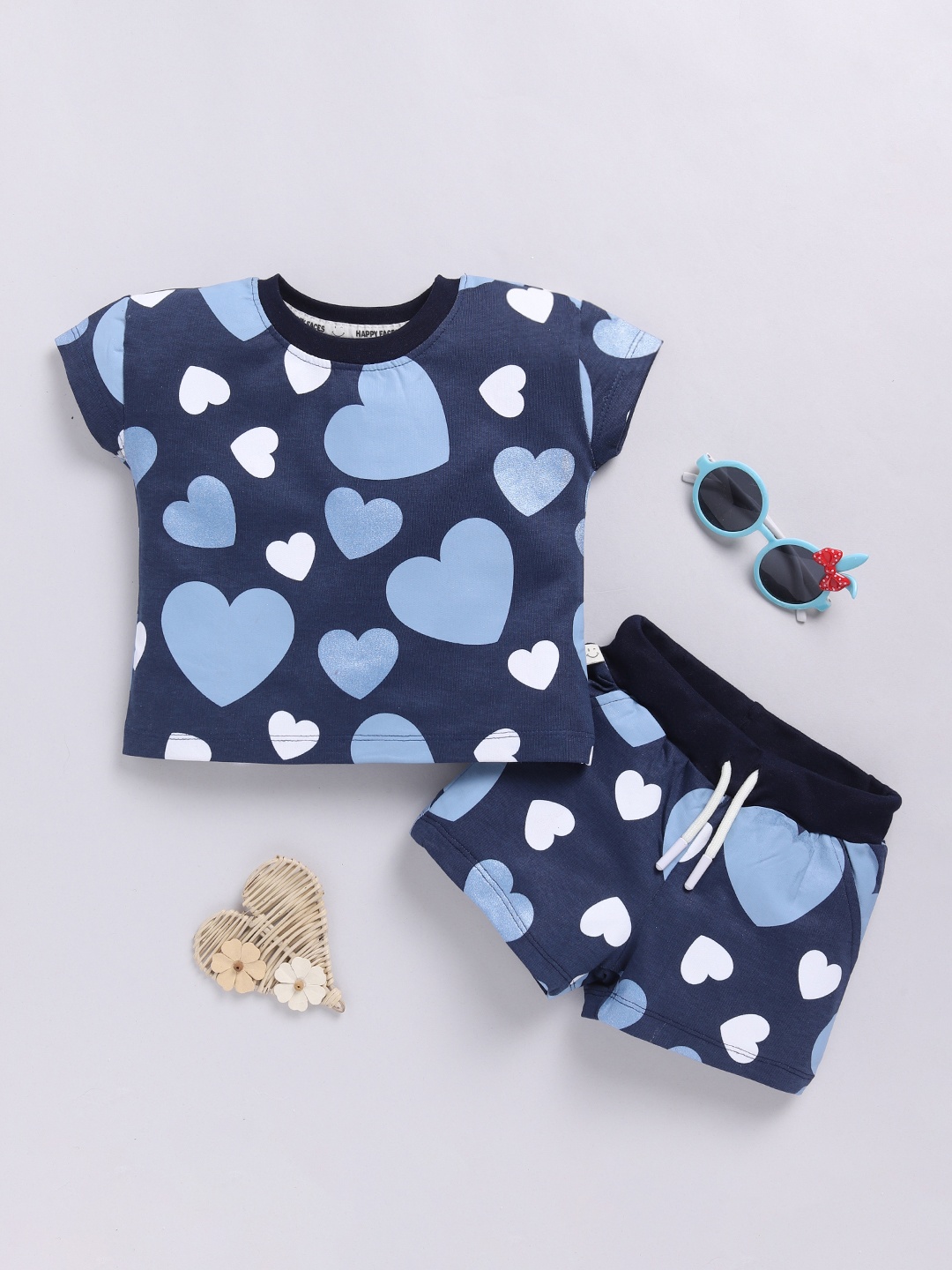 

Happy Faces Girls Hearts Printed Pure Cotton T-shirt with Shorts, Blue