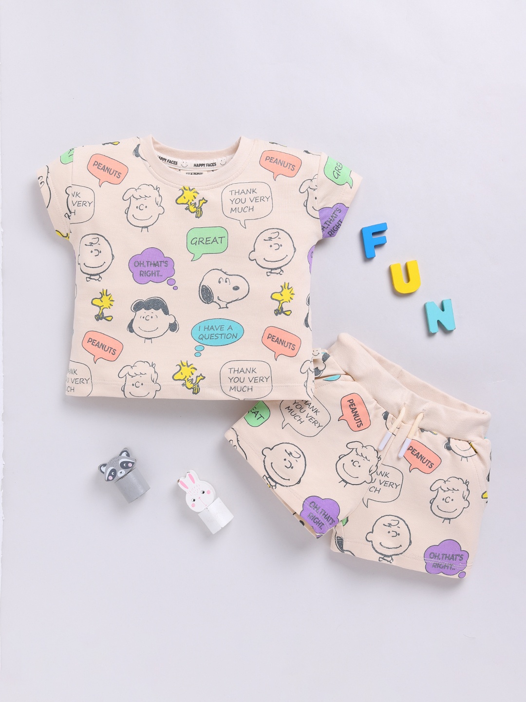 

Happy Faces Girls Peanuts Printed Pure Cotton T-shirt with Shorts, Beige