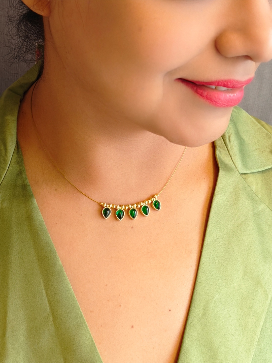 

GRIIHAM Copper Gold-Plated Necklace, Green