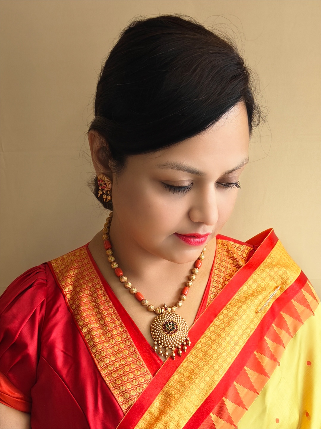 

GRIIHAM Gold-Plated Stones-Studded & Beaded Jewellery Set
