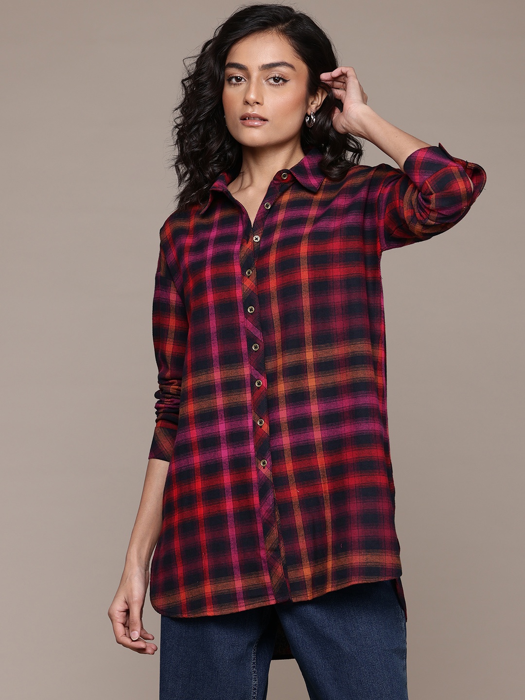 

Roadster Women Checked Pure Cotton Casual Shirt, Black