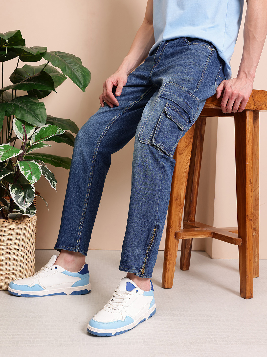 

Mast & Harbour Men Mid-Rise Pure Cotton Cargo-Style Slim Fit Jeans, Blue