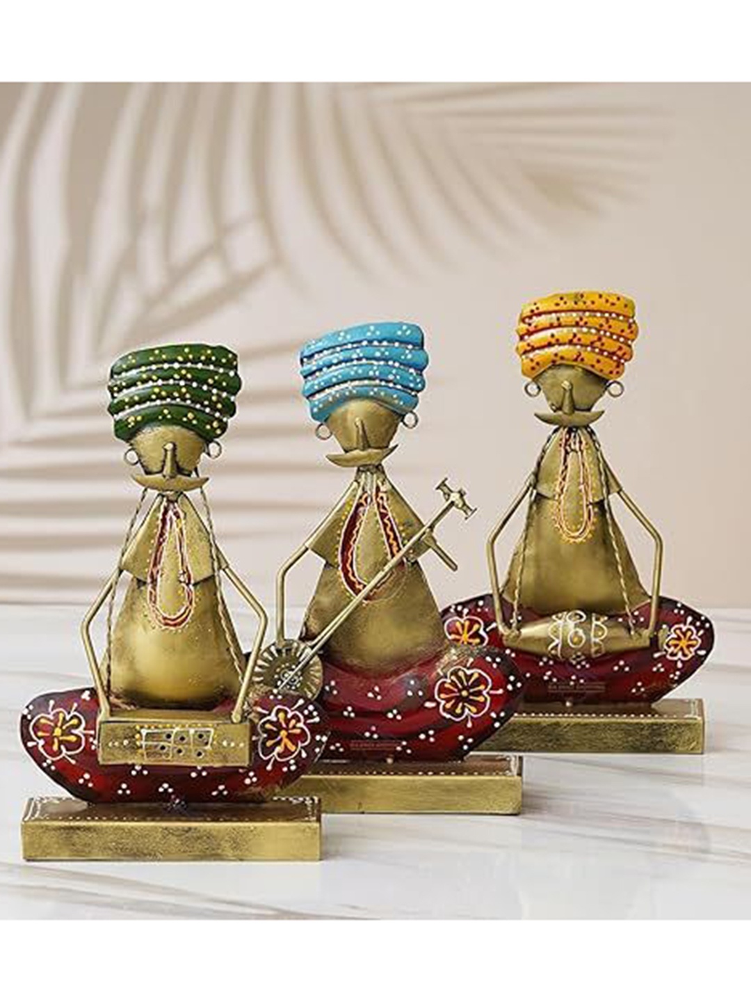 

NAYRA HANDICRAFTS Gold-Toned Figurine Showpiece