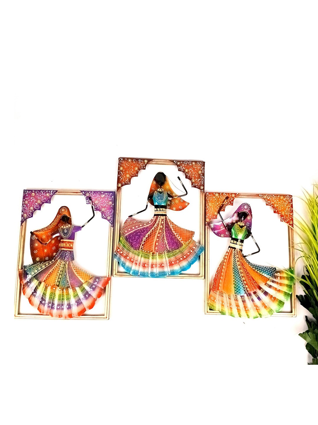 

apka mart Orange Dancing Ladies Wall Decor