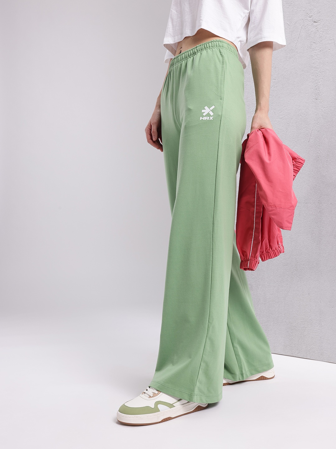 

HRX by Hrithik Roshan Women Lifestyle Track Pants, Green