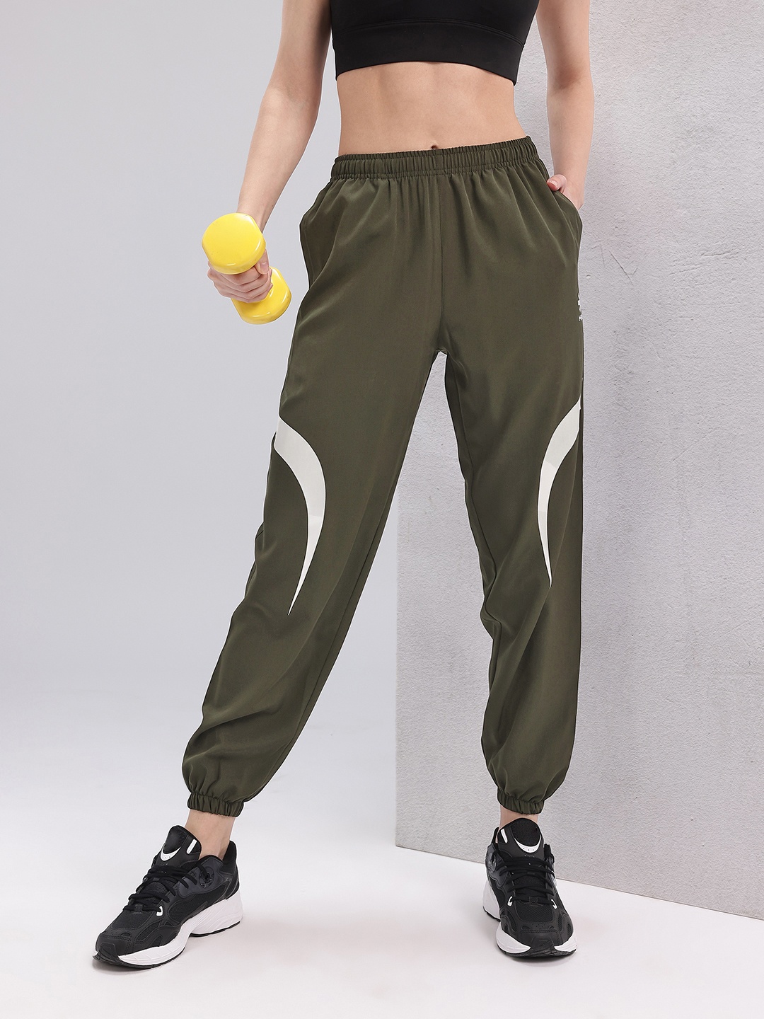 

HRX by Hrithik Roshan Women Training Joggers, Olive