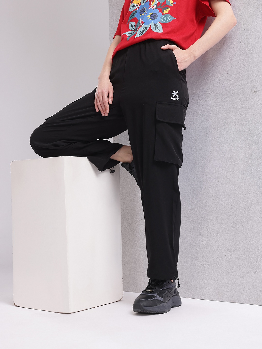 

HRX by Hrithik Roshan Women Regular Fit Cargos, Black