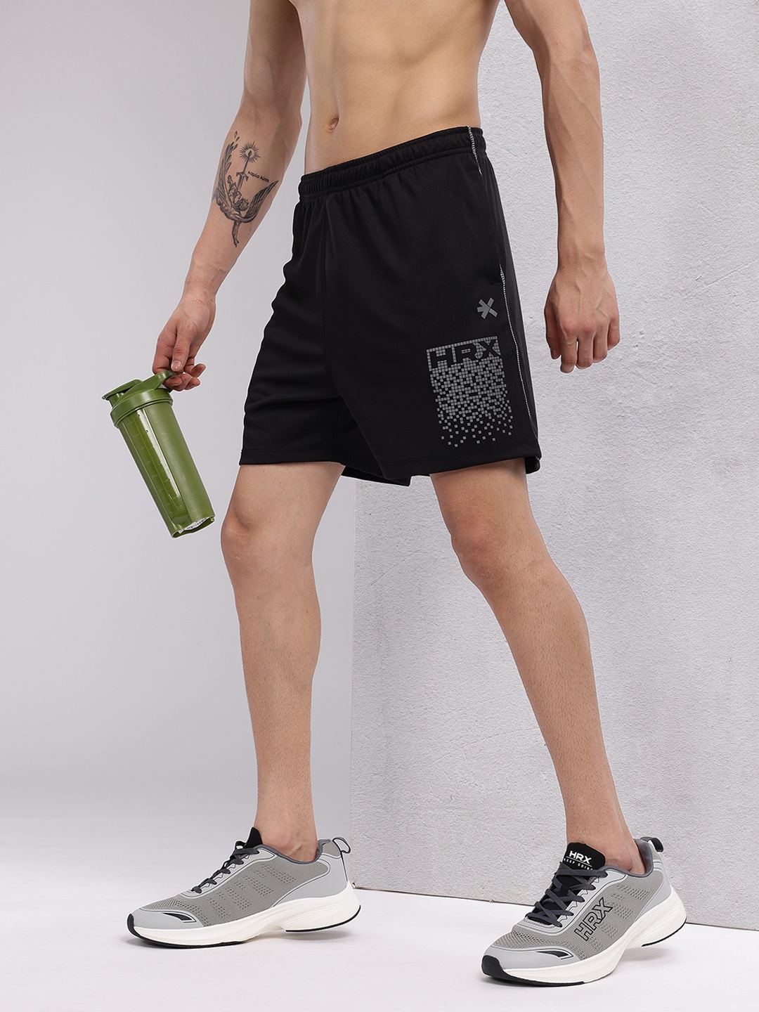 

HRX by Hrithik Roshan Men Printed Running Shorts, Black