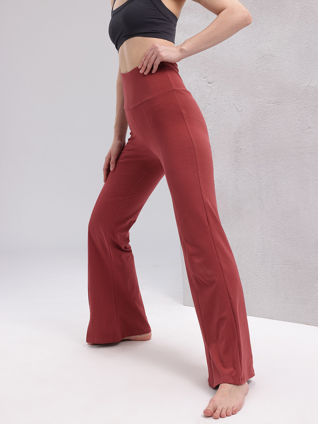 

HRX by Hrithik Roshan Women Mid-Rise Skinny Fit Yoga Tights, Red