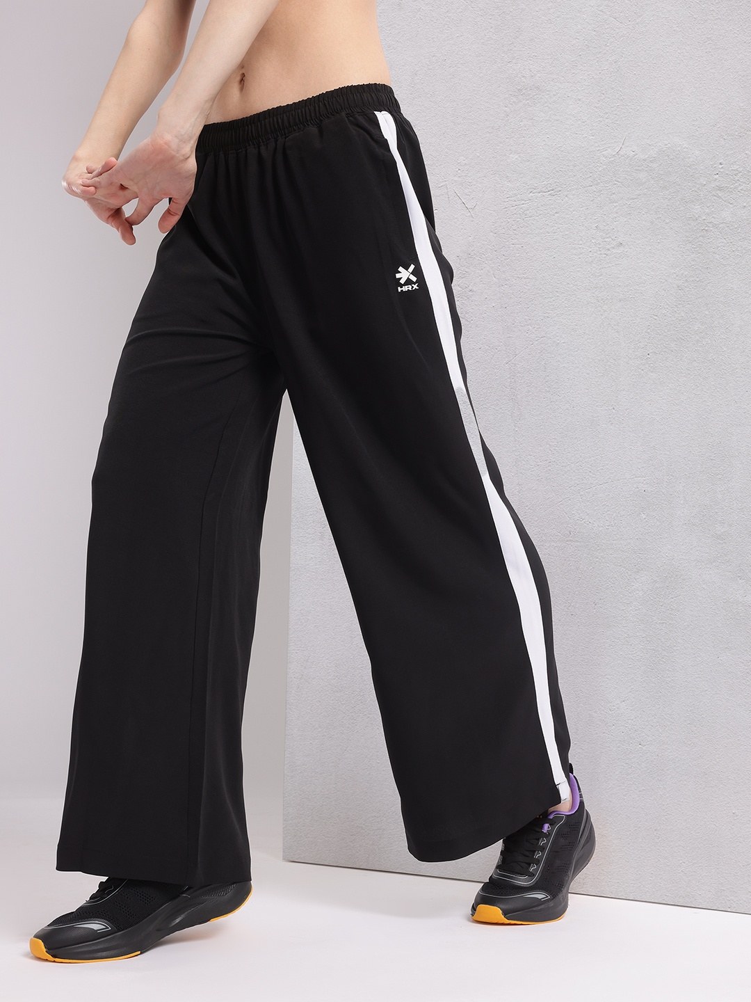 

HRX by Hrithik Roshan Women Side Stripe Rapid-Dry Training Track Pants, Black