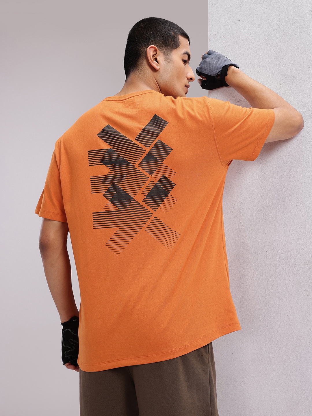 

HRX by Hrithik Roshan Men Printed Training T-shirt, Rust