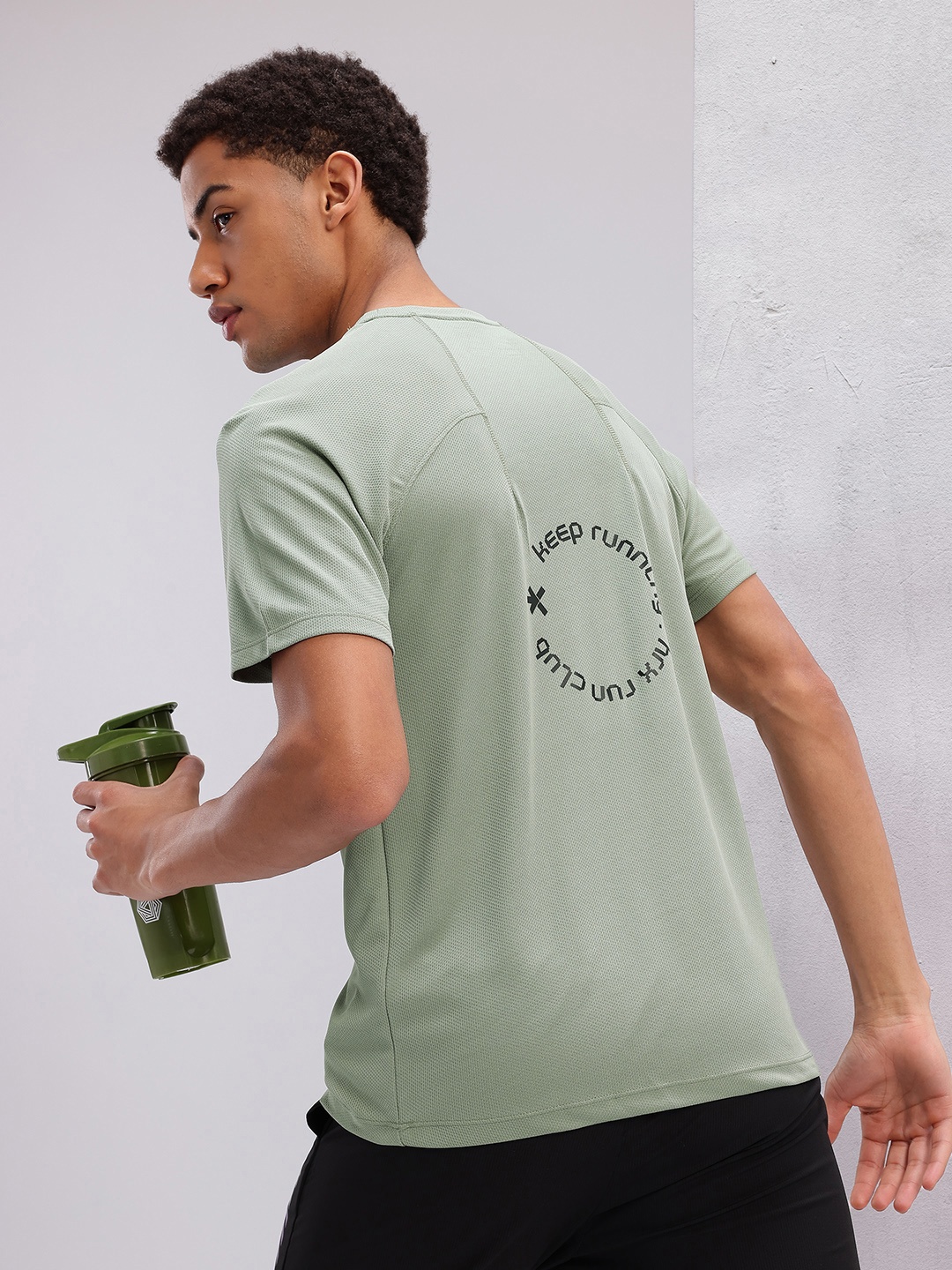

HRX by Hrithik Roshan Typography Print Running T-shirt, Green