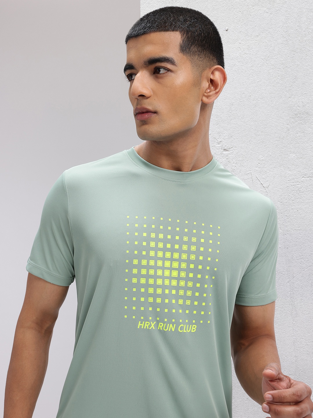 

HRX by Hrithik Roshan Rapid-Dry Graphic Printed Running T-shirt, Green