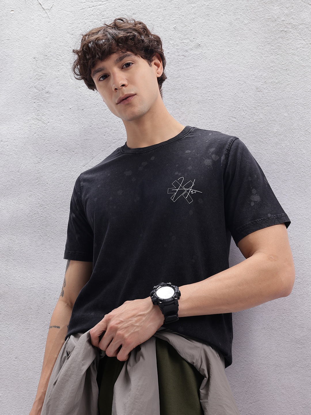 

HRX by Hrithik Roshan Men Tie & Dye Pure Cotton T-shirt, Black