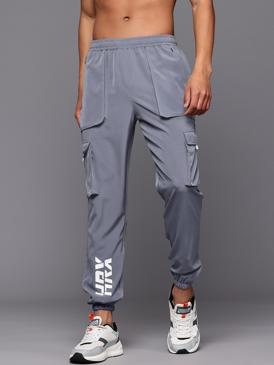 

HRX by Hrithik Roshan Men Cargo-Style Training Joggers, Grey