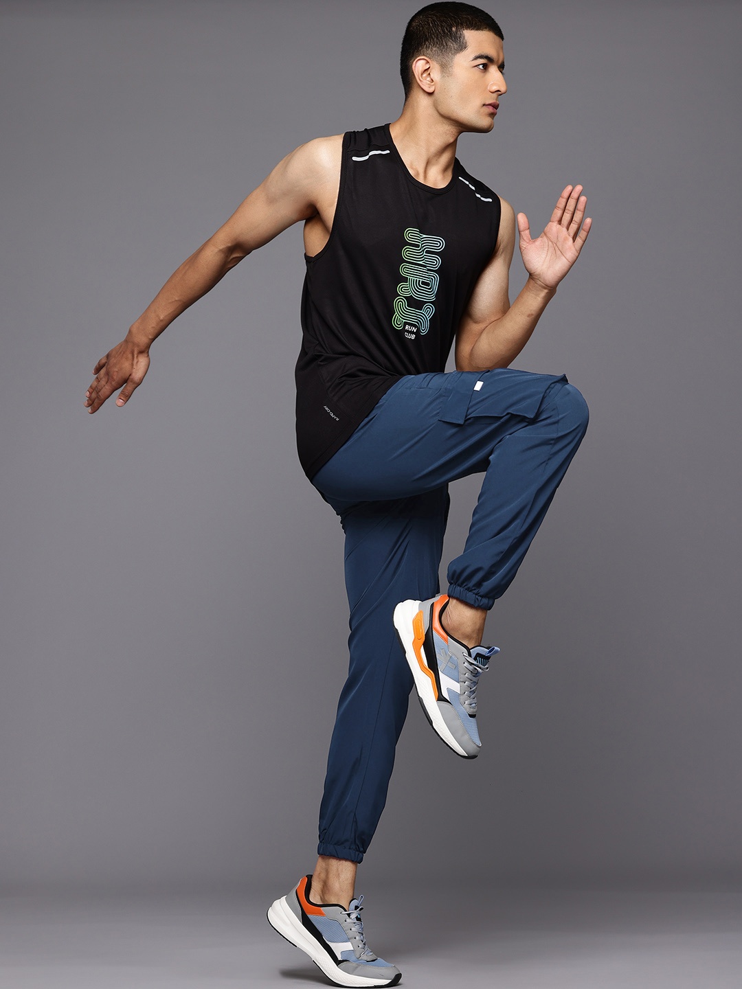 

HRX by Hrithik Roshan Men Cargo-Style Training Joggers, Blue