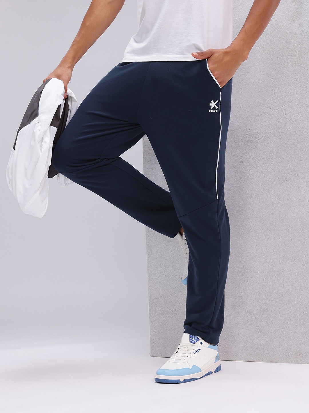 

HRX by Hrithik Roshan Men Brand Logo Detail Regular Fit Lifestyle Track Pants, Navy blue