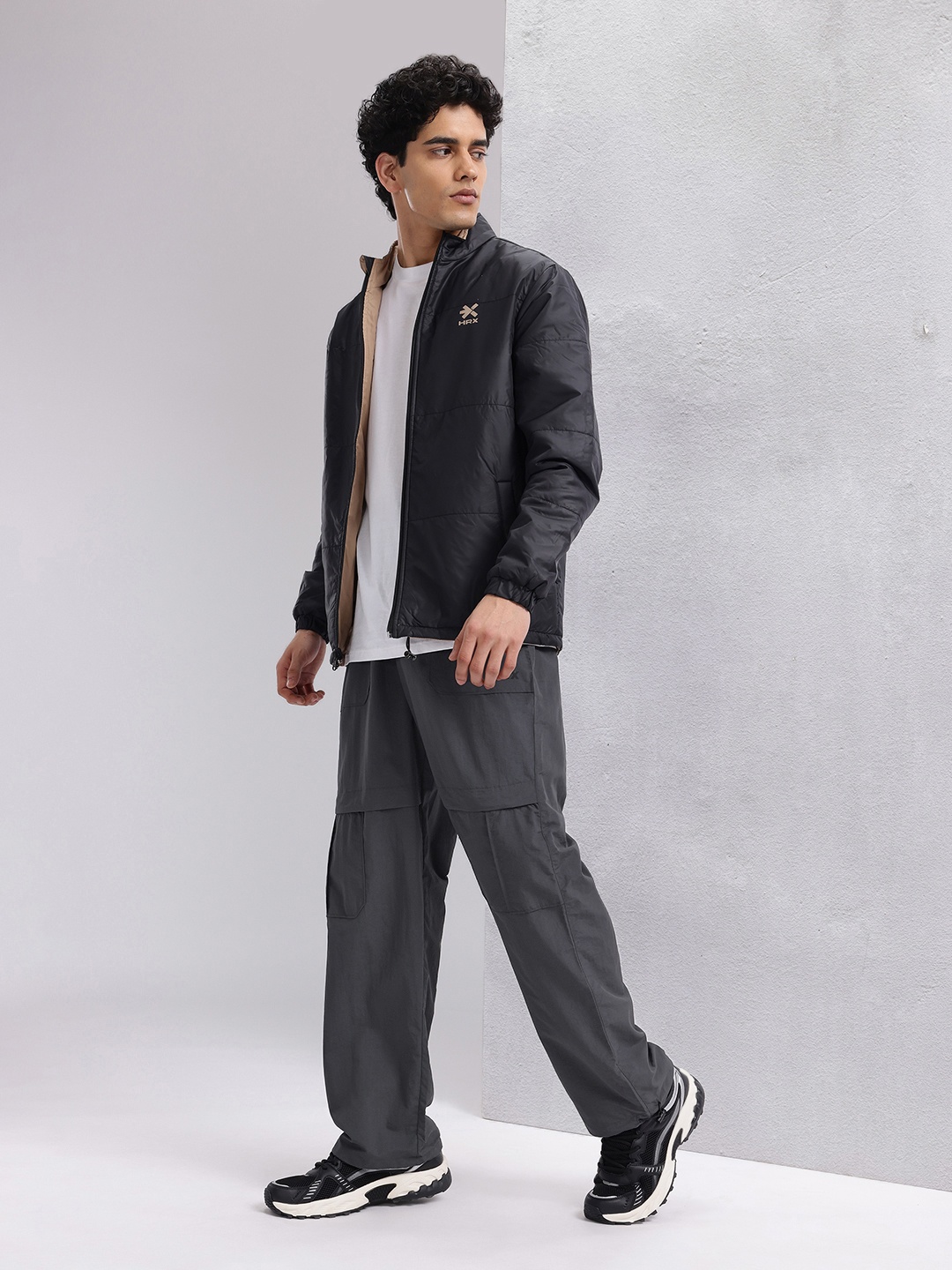 

HRX by Hrithik Roshan Men Relaxed Fit Solid Joggers, Grey