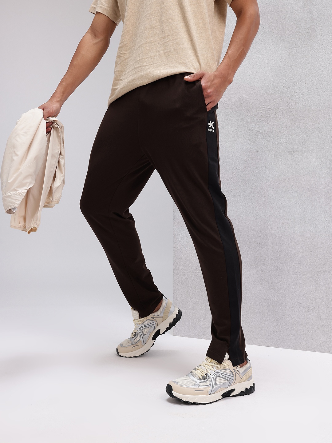 

HRX by Hrithik Roshan Men Lifestyle Track pants, Coffee brown