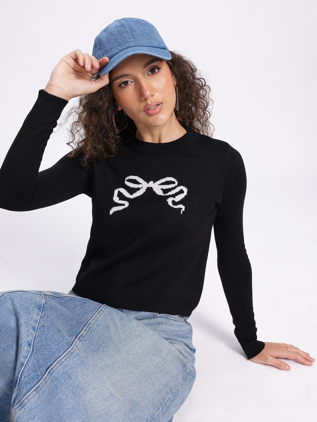 

glitchez Bow Syndrome Conversational Sweater, Black