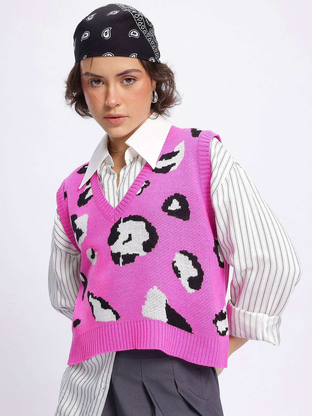 

glitchez Pattern Paradise Animal Self Design Sweater Vest, Pink