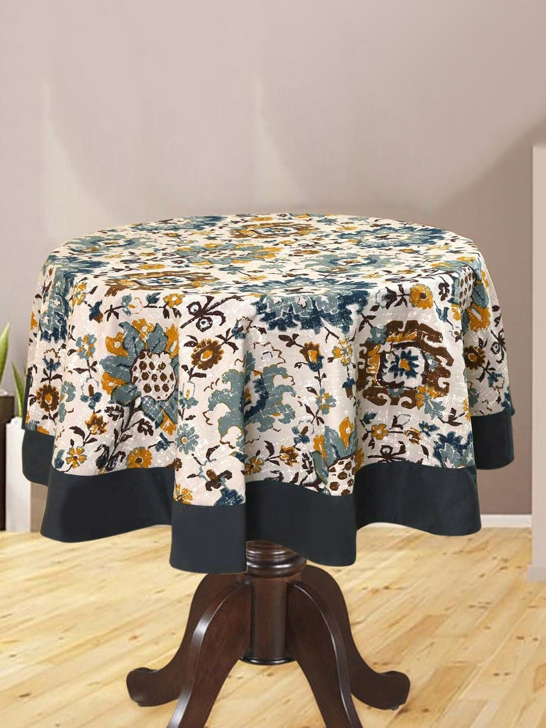 

BILBERRY Furnishing by preeti grover White 4 Pieces Cotton Round 4 Seater Table Covers