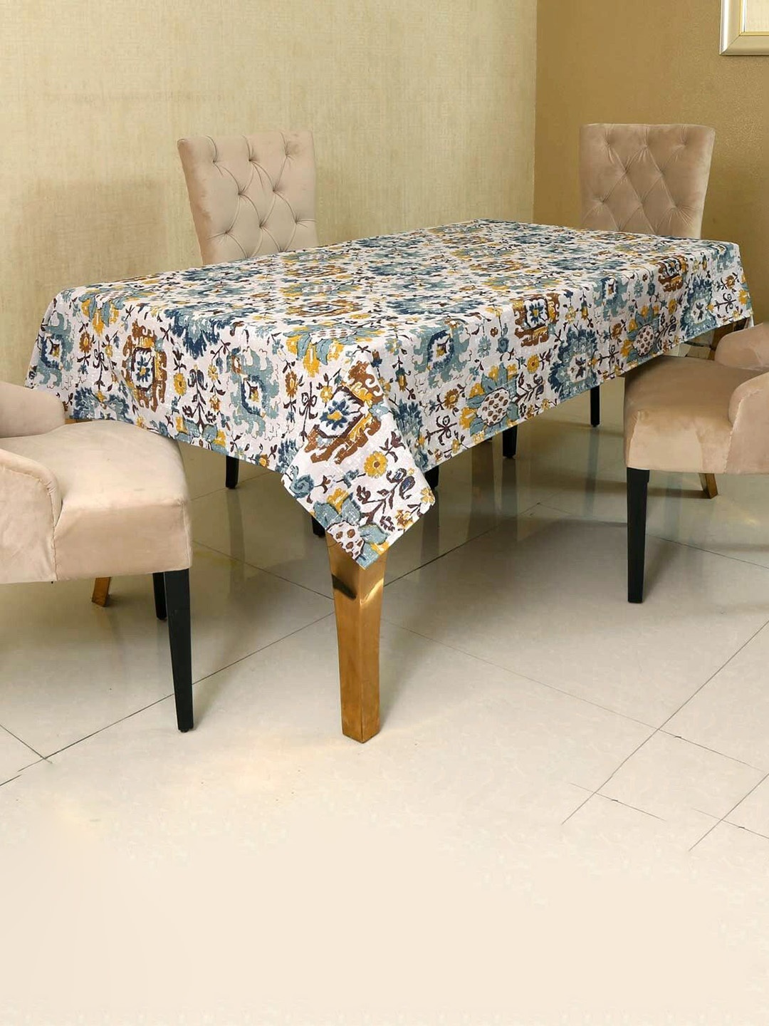 

BILBERRY Furnishing by preeti grover Cotton Flowered Round Table Cover, White