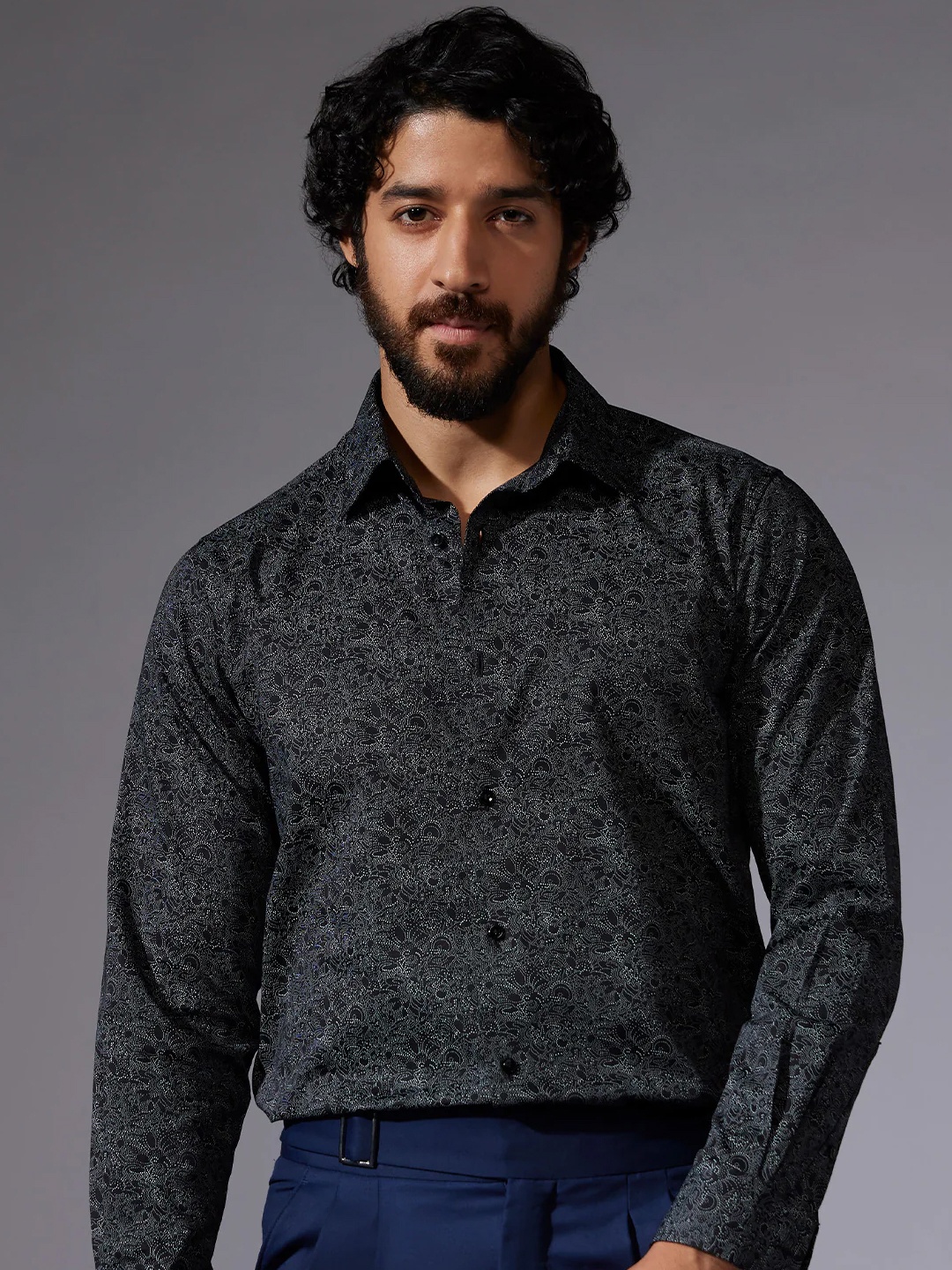 

Bombay Shirt Company Men Tailored Fit Opaque Casual Shirts, Black