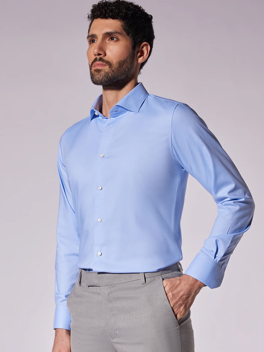 

Bombay Shirt Company Men Tailored Fit Solid Formal Shirt, Blue