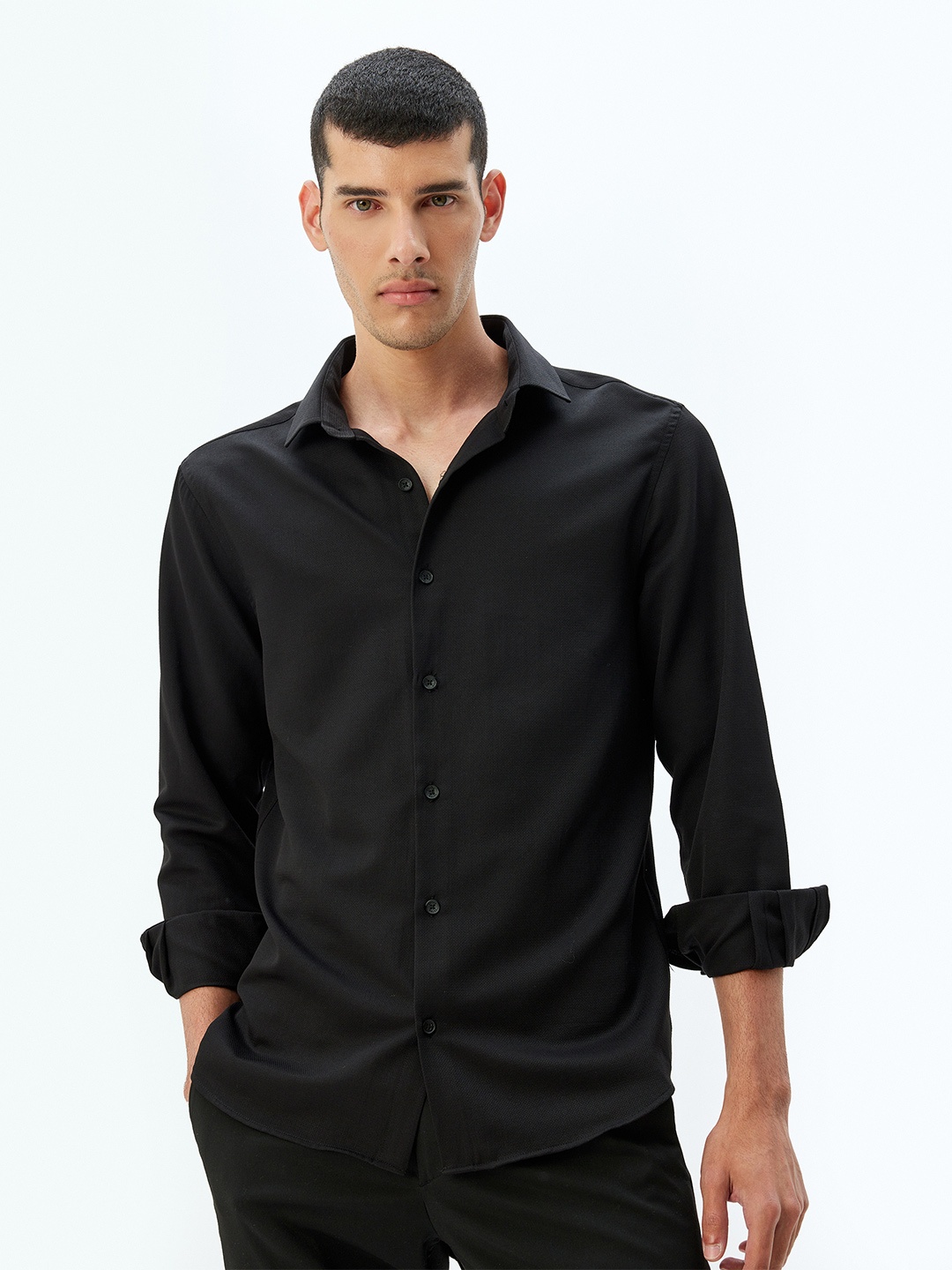 

Koton Men Opaque Casual Shirt, Black