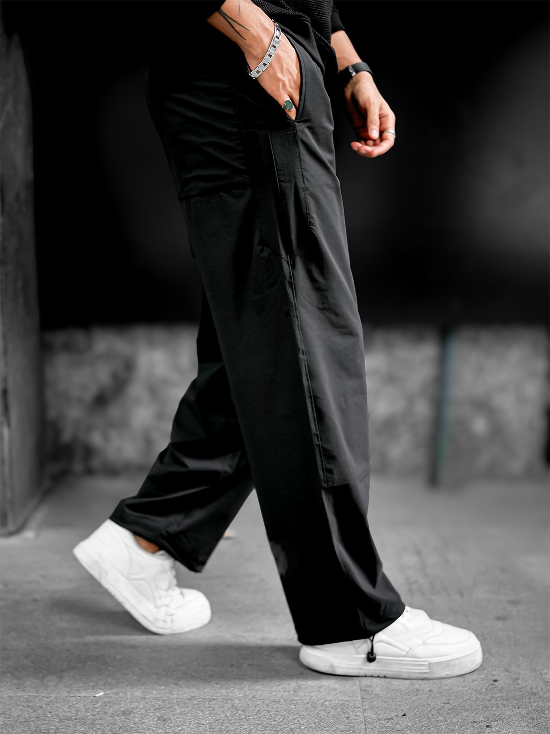 

Maniac Men Relaxed Fit Track Pants, Black